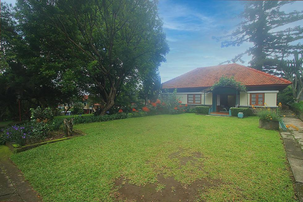 Hotel Villa Rawa Pening Pratama By Aparian Bandungan Exterior foto