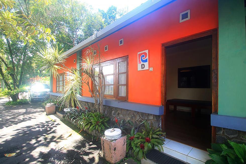 Hotel Villa Rawa Pening Pratama By Aparian Bandungan Exterior foto